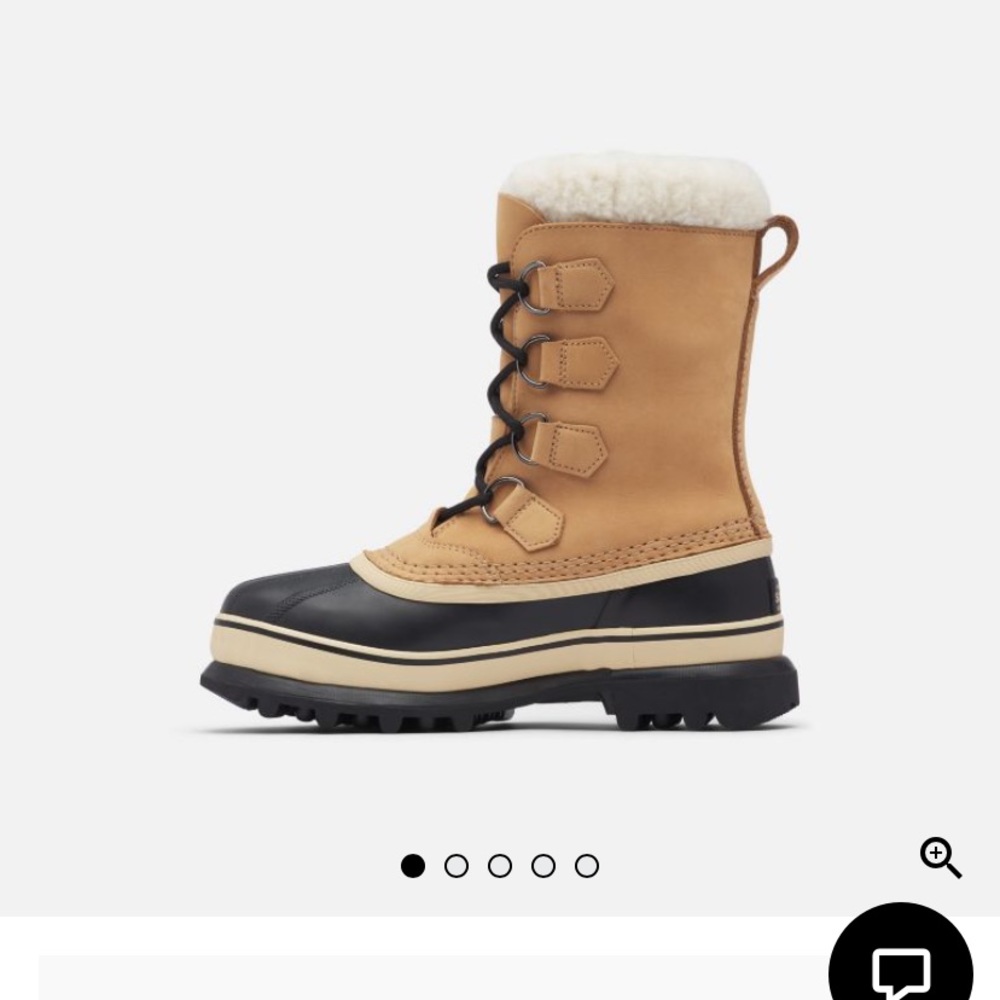 Sorel snow boots! Practically new!